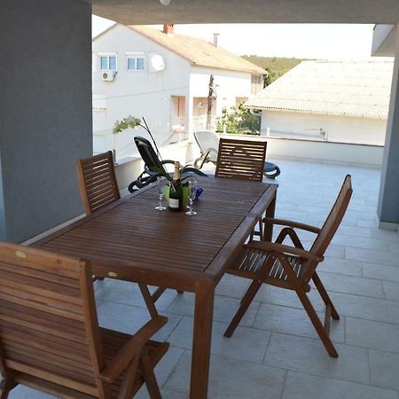 Apartmani Mila Sukosan Exterior photo